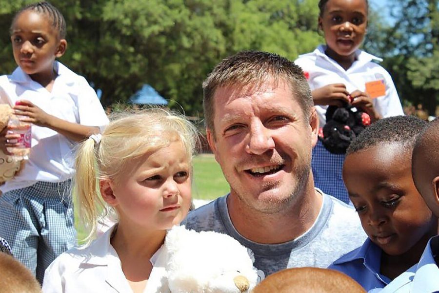 Bakkies Botha onthou sy eerste skooldag