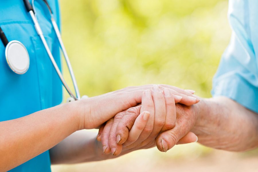 Triomfkliniek en Operation Healing Hands werk saam