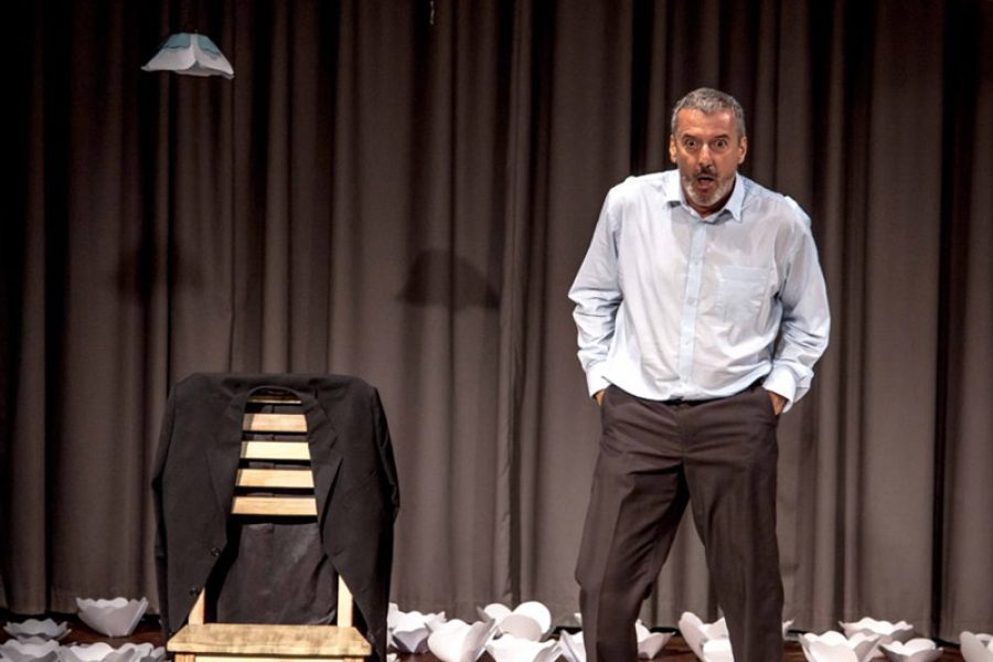 Treffer-toneelstuk by Atterbury Teater op die planke