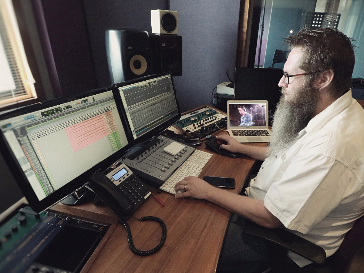 Die klankateljee – Atterbury Teater se geheime wapen