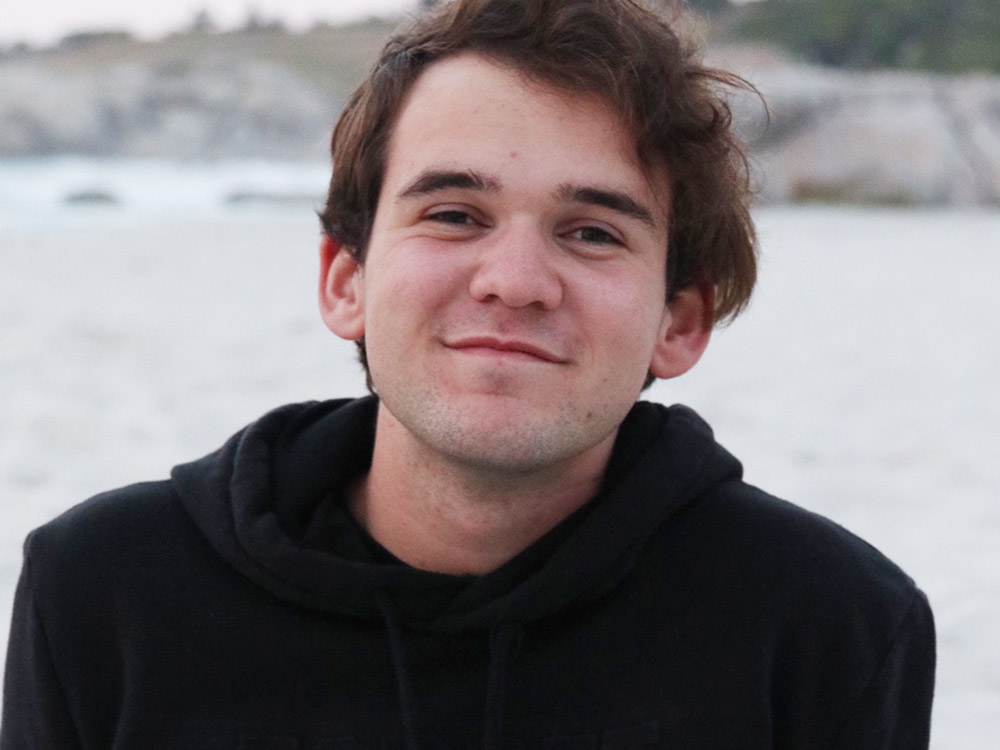 “B-e-u-r-s, beurs”: die wenner wat ’n beurs losgespel het