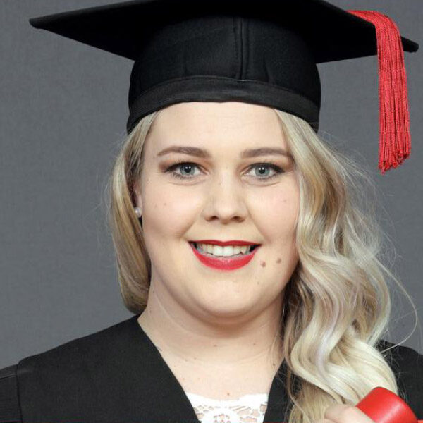 Students_0008_Layer-1 Students_0008_Layer-1